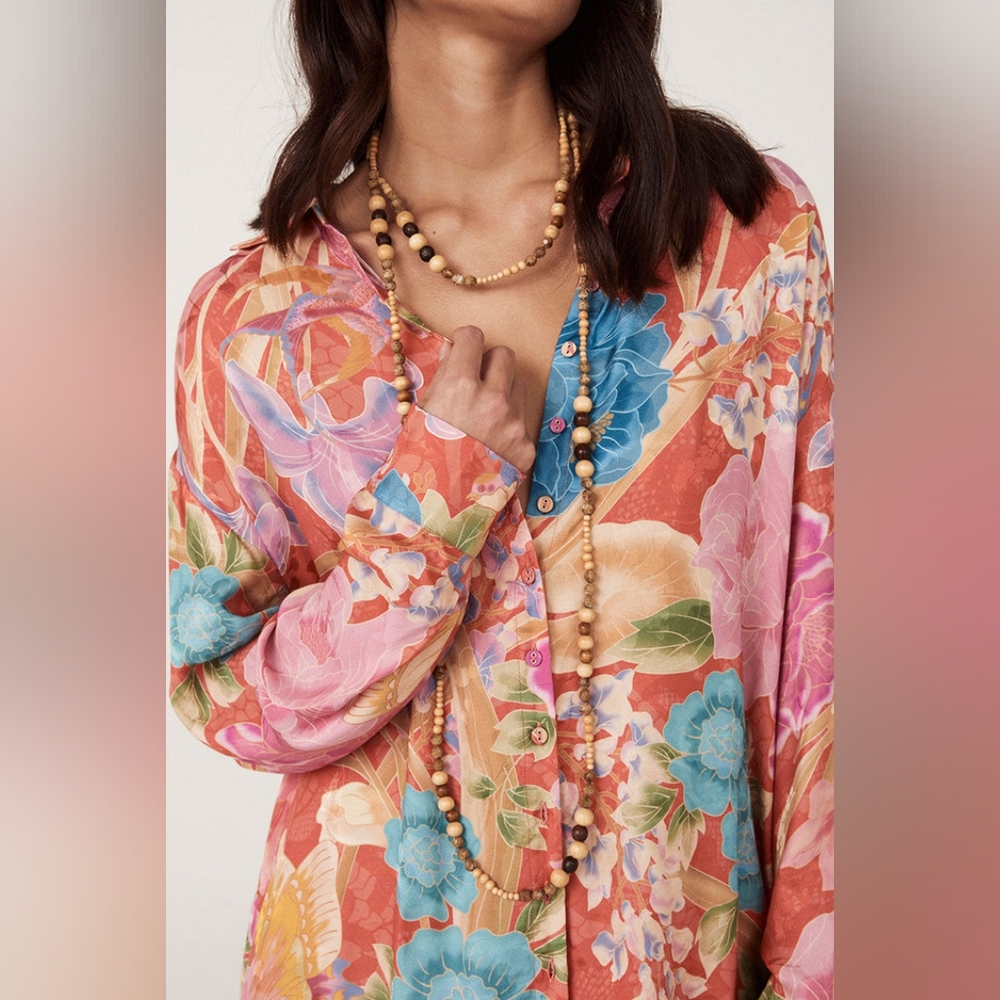 ❌️SOLD❌️ Spell Resort Shirt - NWT silky collared button-up